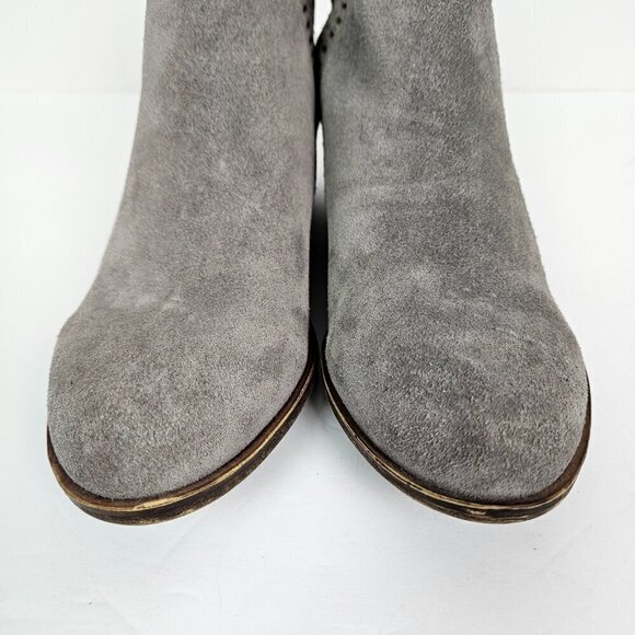 Lucky Brand Bustina Gray Perforated Suede Cutout Pull On Ankle Boot 6.5 - Picture 3 of 10